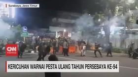 VIDEO: Kericuhan Warnai Pesta Ulang Tahun Persebaya ke-94