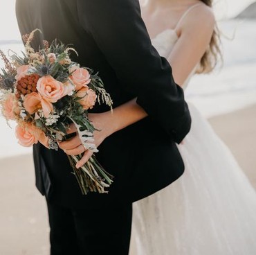 Kisah Pilu Pengantin Ditinggal Wafat Sang Ayah Saat Pesta Pernikahan