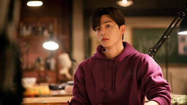 Drama terbaru Song Kang, Nevertheless, mendapatkan berbagai respons dari penonton setelah tayang perdana pada Sabtu (19/6).