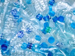 Gokil! Uang Rp 1 M Berputar Tiap Hari di Pengelolaan Sampah Plastik