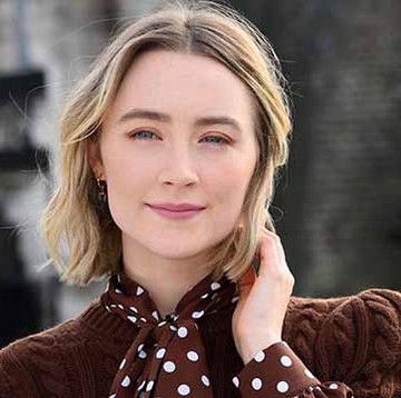 img-title Deretan Film yang Pernah Dibintangi Artis Holywood Cantik Saoirse Ronan
