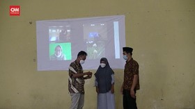 VIDEO: Acara Lamaran Pernikahan DIgelar Secara Daring