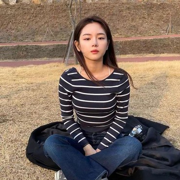 Artis Rookie Ini Viral Gegara Mirip Shin Se Kyung & Han So Hee