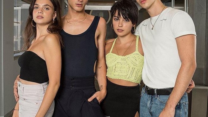 Las Encinas Kedatangan Siswa Baru! Berikut 4 Potretnya Dalam Elite Season 4