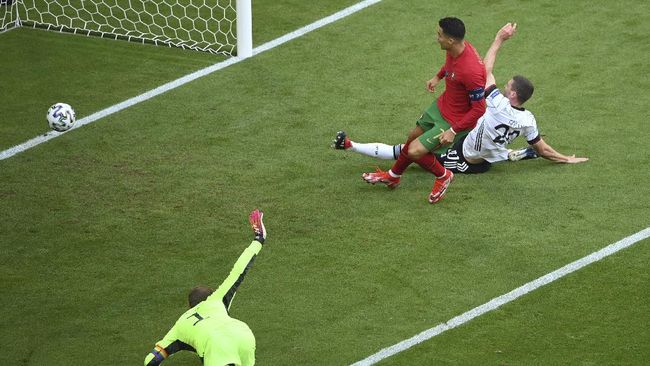 Serangan Balik 17 Detik Ronaldo Awal Kebangkitan Jerman Ronaldo bawa Portugal unggul lewat serangan balik 17 detik yang mematikan, tetapi gol itu justru jadi awal kebangkitan Jerman di Euro 2020 (Euro 2021).
