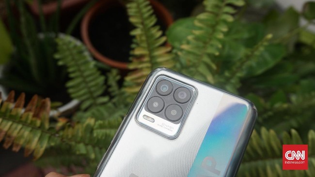Realme mengeluarkan varian Realme 8 yang dibanderol dengan chipset Mediatek Helio G95 yang ditujukan untuk hp gaming.