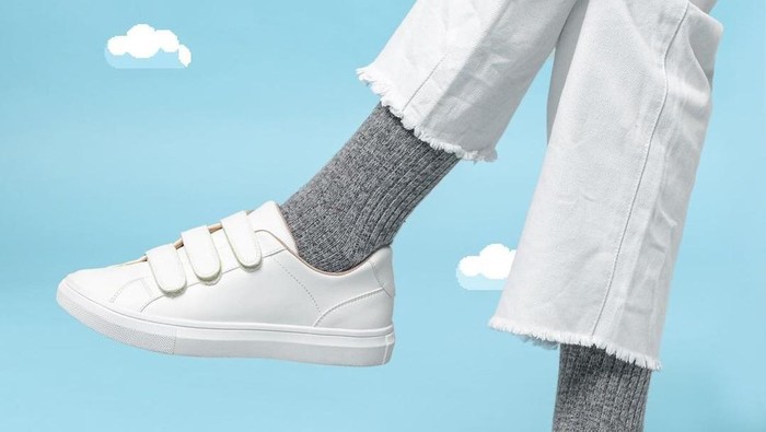 5 Pilihan Sepatu Putih Brand Lokal, Siap Dipadukan dengan Outfit Favorit Kamu