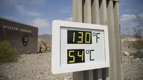 FOTO: Suhu Ekstrem di Death Valley Capai 54 Derajat Celcius