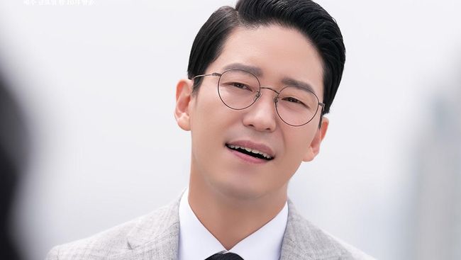 Trans TV menayangkan drama Korea The Penthouse 3 episode 11 pada Sabtu (21/8) pukul 19.00 WIB. Berikut sinopsis The Penthouse 3 episode 11.
