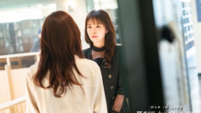 Trans TV akan menayangkan drama Korea The Penthouse 3 episode 8 pada Sabtu (31/7) pada pukul 19.00 WIB.