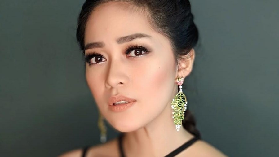 Gracia Indri Gracia Indri
