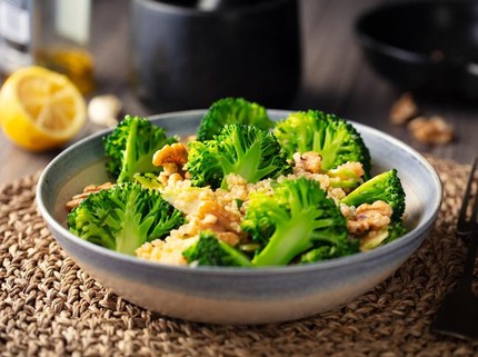 5 Resep Tumis Sayur Tanpa Minyak, Mudah & Lebih Sehat