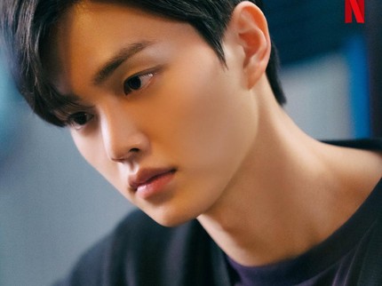 5 Drama Korea yang Dibintangi Song Kang, Salah Satunya Nevertheless