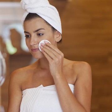 img-title Kulit Berminyak dan Rawan Jerawat? Sebelum Semakin Parah, Beautynesia Punya Solusinya!
