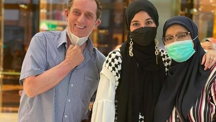 Ayah Sambung Shireen Sungkar