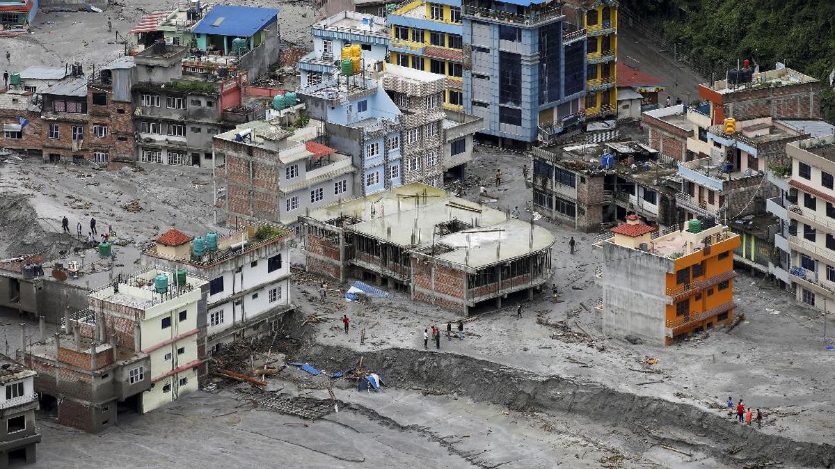 Banjir Bandang di Perbatasan China-Nepal, 22 Tewas dan 384 Turis Hilang