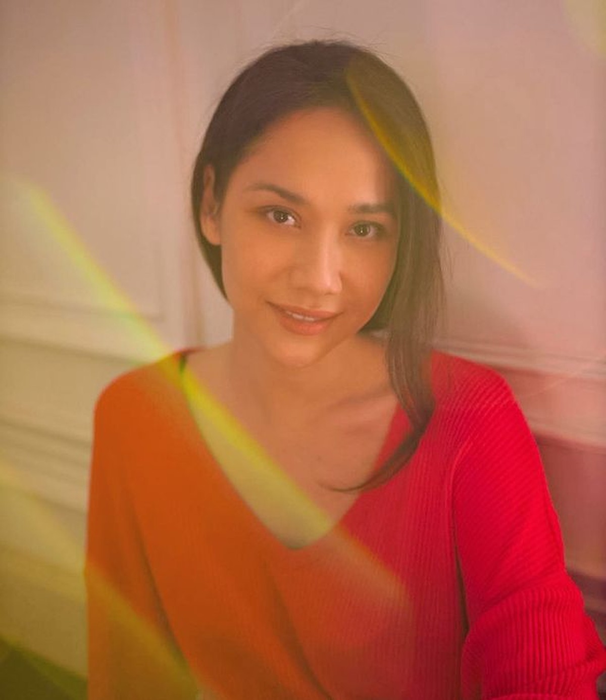 Usai dinyatakan positif covid-19&comma; BCL jalani isolasi mandiri&period; Ia menceritakan perasaanya setelah 6 hari isolasi&period; Yuk intip potretnya&excl;