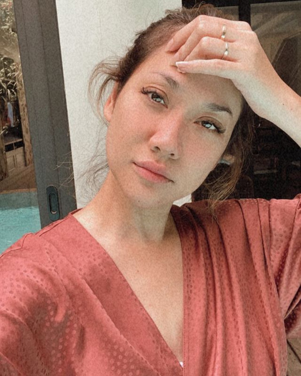 Usai dinyatakan positif covid-19&comma; BCL jalani isolasi mandiri&period; Ia menceritakan perasaanya setelah 6 hari isolasi&period; Yuk intip potretnya&excl;