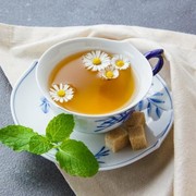 Kamu Pecinta Teh? Yuk Kenali 5 Manfaat Rutin Minum Teh Chamomile untuk Kesehatan!
