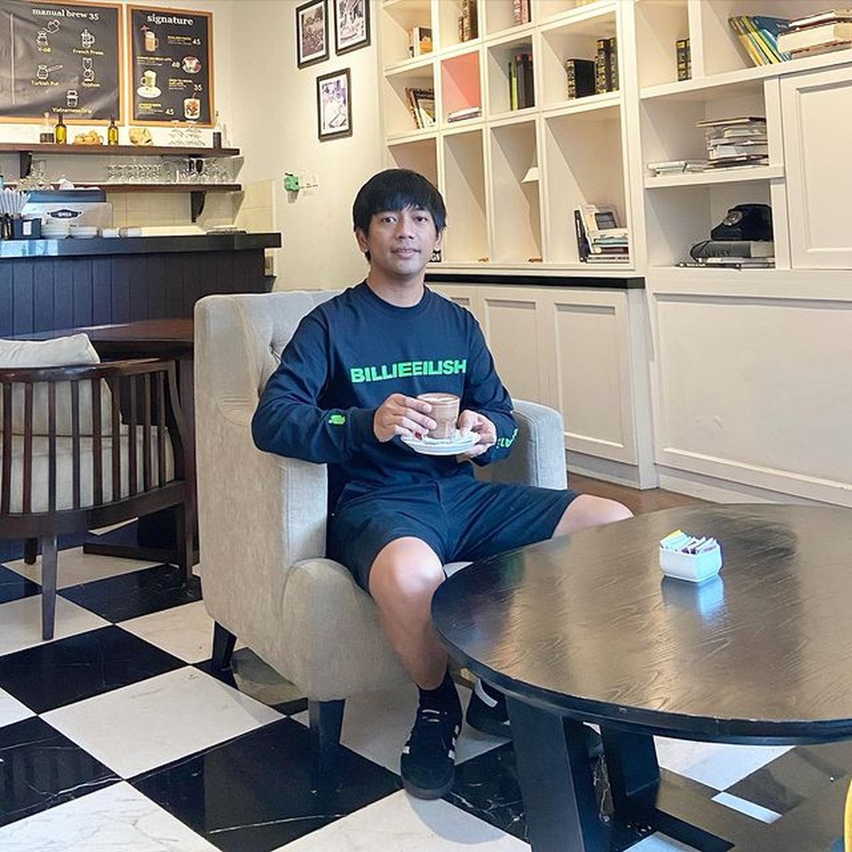 Rian Ekky Pradipta atau Rian D'Masiv membuat heboh publik karena dituding melakukan pelecehan seksual&period; Yuk kita intip potretnya&excl;