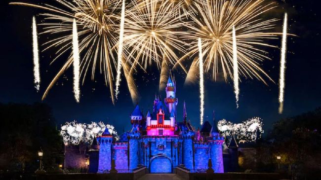 Berencana ke Disneyland? 5 Hal Ini Bikin Liburan Kamu Lebih Berkesan