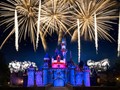 Disneyland Akan Kembali Gelar Pesta Kembang Api