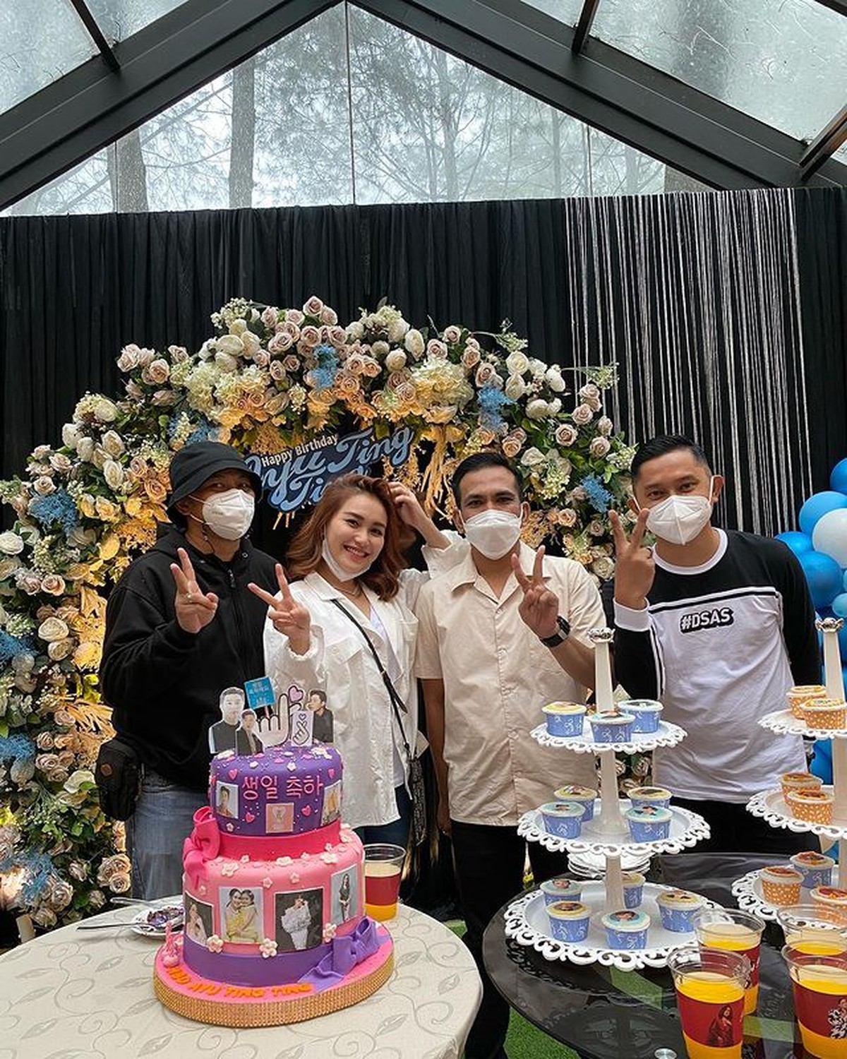 Ayu Ting Ting baru saja merayakan ulang tahunnya yang ke 29 tahun&period; Yuk kita intip keseruannya&excl;