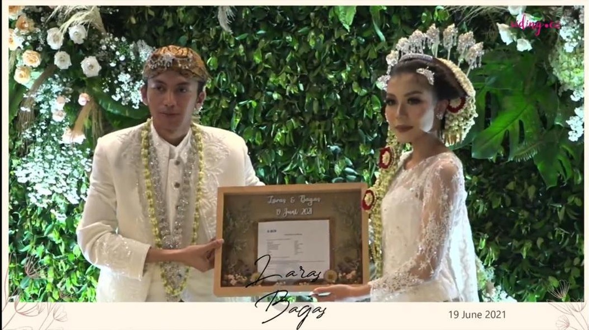 Irshadi Bagas pemeran Farel di 'Heart' telah melepas masa lajangnya menikahi sang kekasih&comma; Laras&period; Yuk kita intip momen pernikahannya&excl;