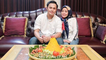 img-title Suami Sakit, Muzdalifah eks Nassar Malah Doakan Pria Lain?