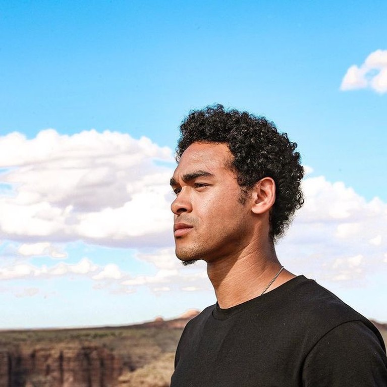 Potret Trey Smith Putra Sulung Will Smith yang Jarang Tersorot Trey Smith adalah anak sulung Will Smith yang jarang tersorot dan tak banyak diketahui orang. Yuk kita intip potret tampannya!