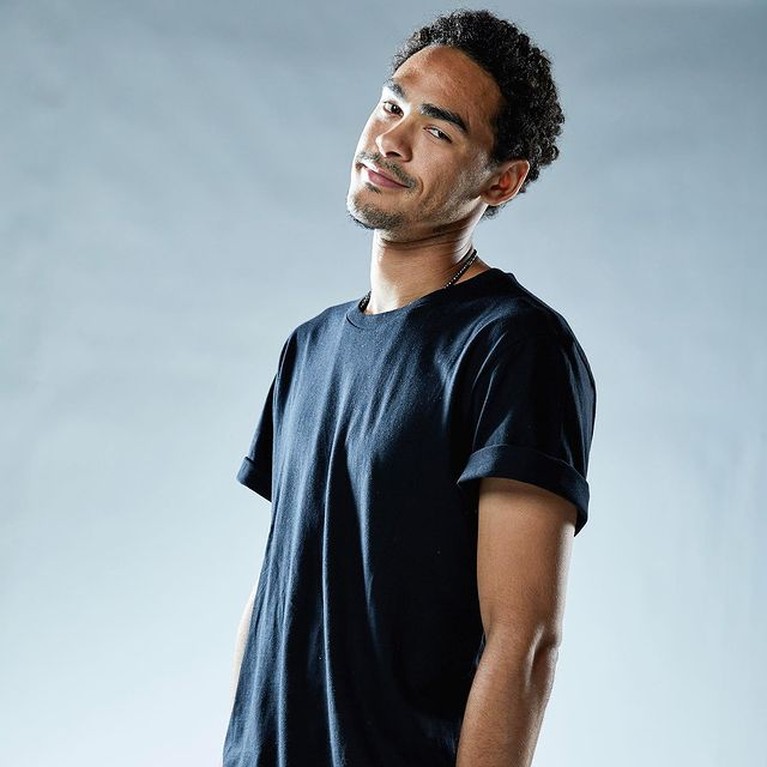 Potret Trey Smith Putra Sulung Will Smith yang Jarang Tersorot Trey Smith adalah anak sulung Will Smith yang jarang tersorot dan tak banyak diketahui orang. Yuk kita intip potret tampannya!