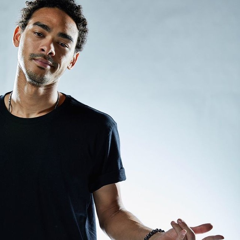Potret Trey Smith Putra Sulung Will Smith yang Jarang Tersorot Trey Smith adalah anak sulung Will Smith yang jarang tersorot dan tak banyak diketahui orang. Yuk kita intip potret tampannya!