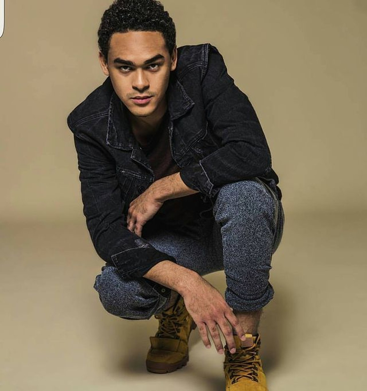 Trey Smith adalah anak sulung Will Smith yang jarang tersorot dan tak banyak diketahui orang&period; Yuk kita intip potret tampannya&excl;