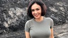 Potret Yuni Shara yang Semakin Menawan Walau Berumur