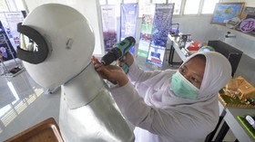 FOTO: Robot Sabai dan Midun Buatan Santri Putri Padangpanjang