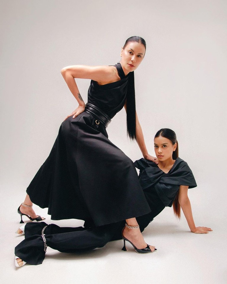 Sophia Latjuba dan Eva Celia Sophia Latjuba dan Eva Celia