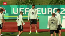 VIDEO: Busquets Kembali Berlatih Setelah Pulih Dari Covid