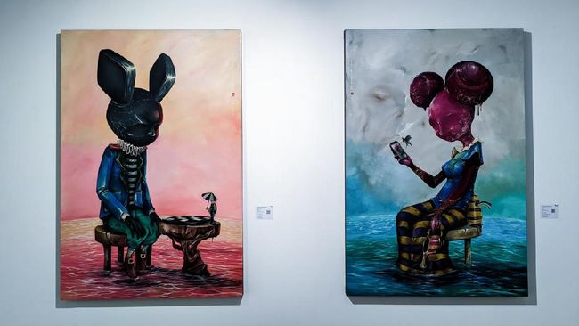 Sedikitnya 65 galeri seni dari Indonesia dan luar negeri meramaikan acara Ajang Art Moments Jakarta Online 2021 atau AMJO 2021.
