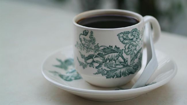 Minum kopi bisa membantu diet. Namun, tak semua kopi bisa membuat berat badan turun. Berikut kopi terbaik untuk diet menurunkan berat badan.