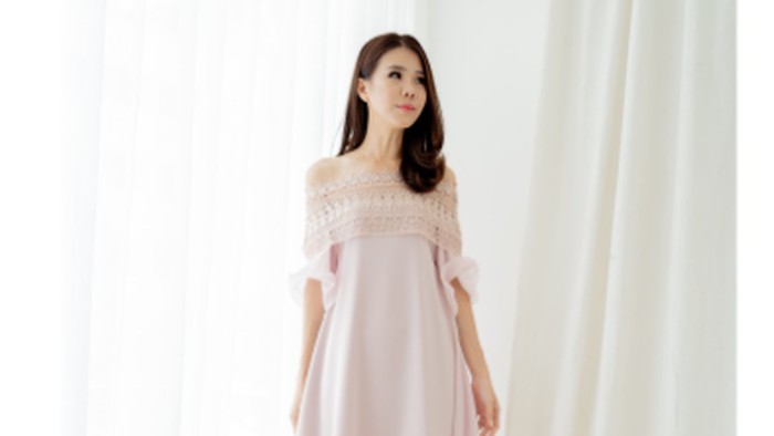 Musim Kondangan, 5 Dress Cantik Ini Bikin Kamu Stand Out Saat Hadiri Undangan Spesial