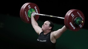 Laurel Hubbard, Atlet Transgender Pertama di Olimpiade