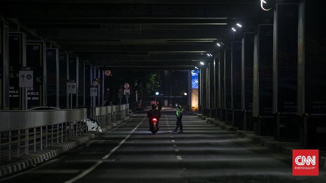 Polda Metro Jaya akan membatasi kendaraan di Jalan MH Thamrin, Jenderal Sudirman, Pantai Indah Kapuk 2 hingga Banjir Kanal Timur.