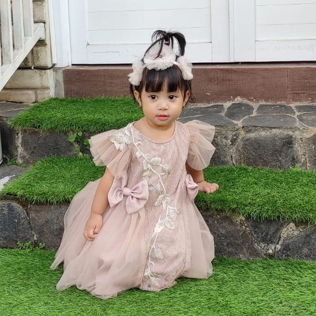 Potret Chava Putri Cantik Rachel Vennya