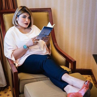 Rajin Beribadah, 2 Artis Ini Pindah Agama Usai Salat Tahajud