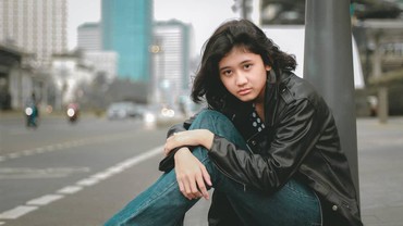 img-title Punya Wajah Mirip, Wanita Ini Disebut Reinkarnasi Nike Ardilla