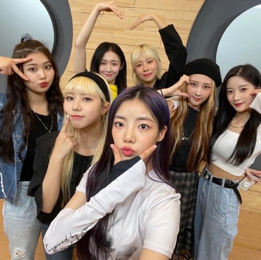 Purple Kiss Ungkap Nama Fans Klub Resmi