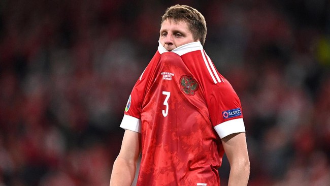 Timnas Rusia menjadi tim ketiga yang sudah dipastikan tersingkir dari Euro 2020 (Euro 2021) usai dikalahkan Denmark 1-4, Selasa (22/6) dini hari WIB.
