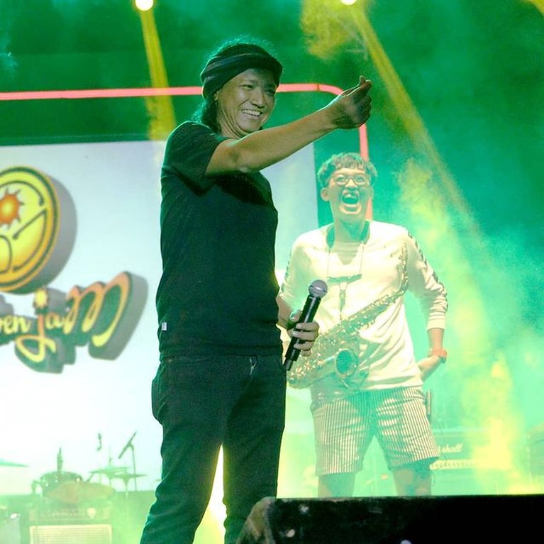 Tepeng Vokalis Steven & Coconut Treez Potret Tepeng Vokalis Steven & Coconut Treez