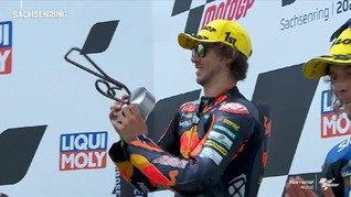 VIDEO: Highlights Moto2 Jerman 2021, Gardner Tak Terbendung