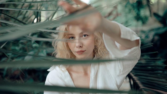 5 Tanda Teman Kamu Seorang Indigo: Kamu Harus Peka!